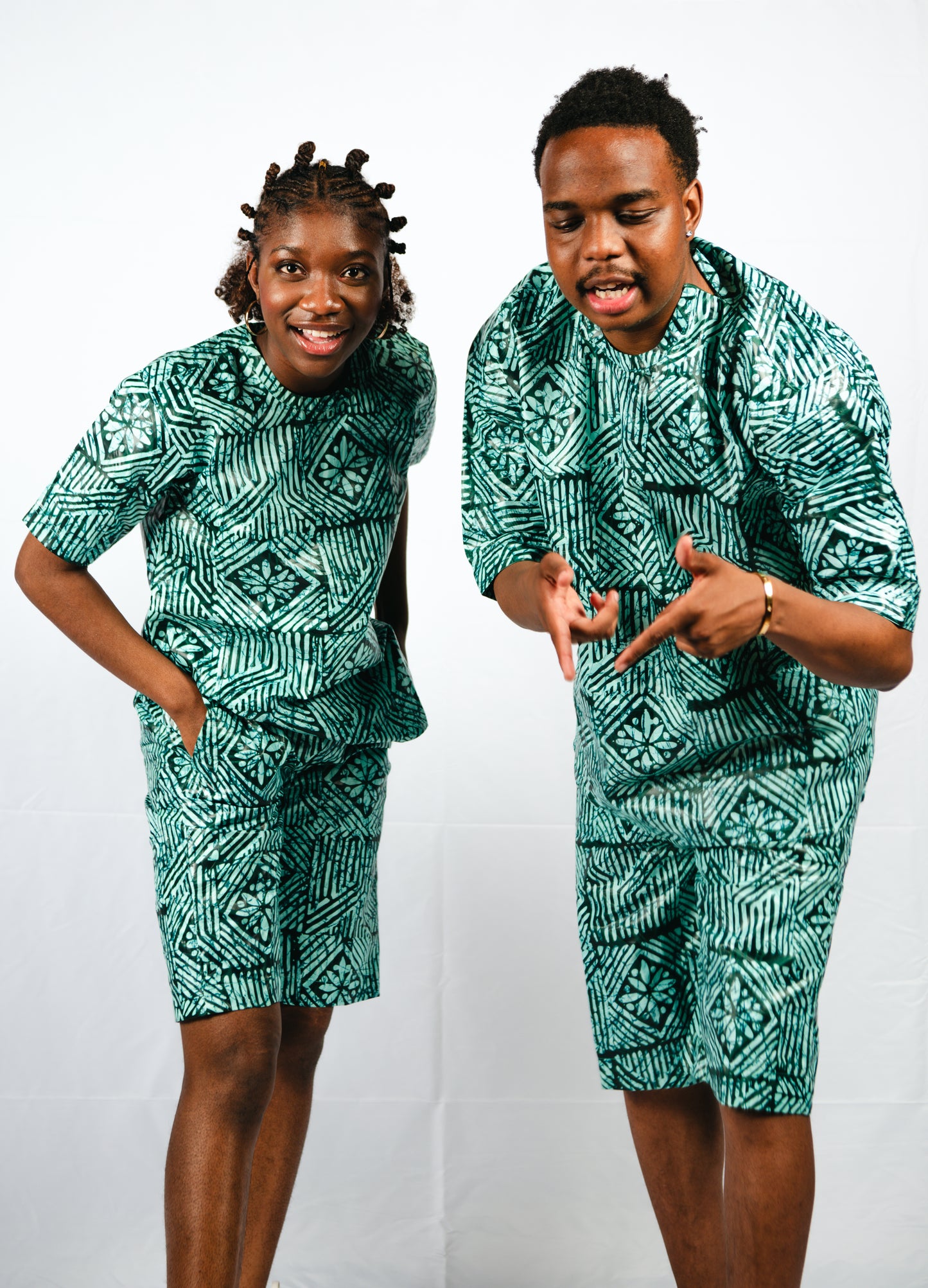 Theda 2 Piece Unisex Short and T-shirt