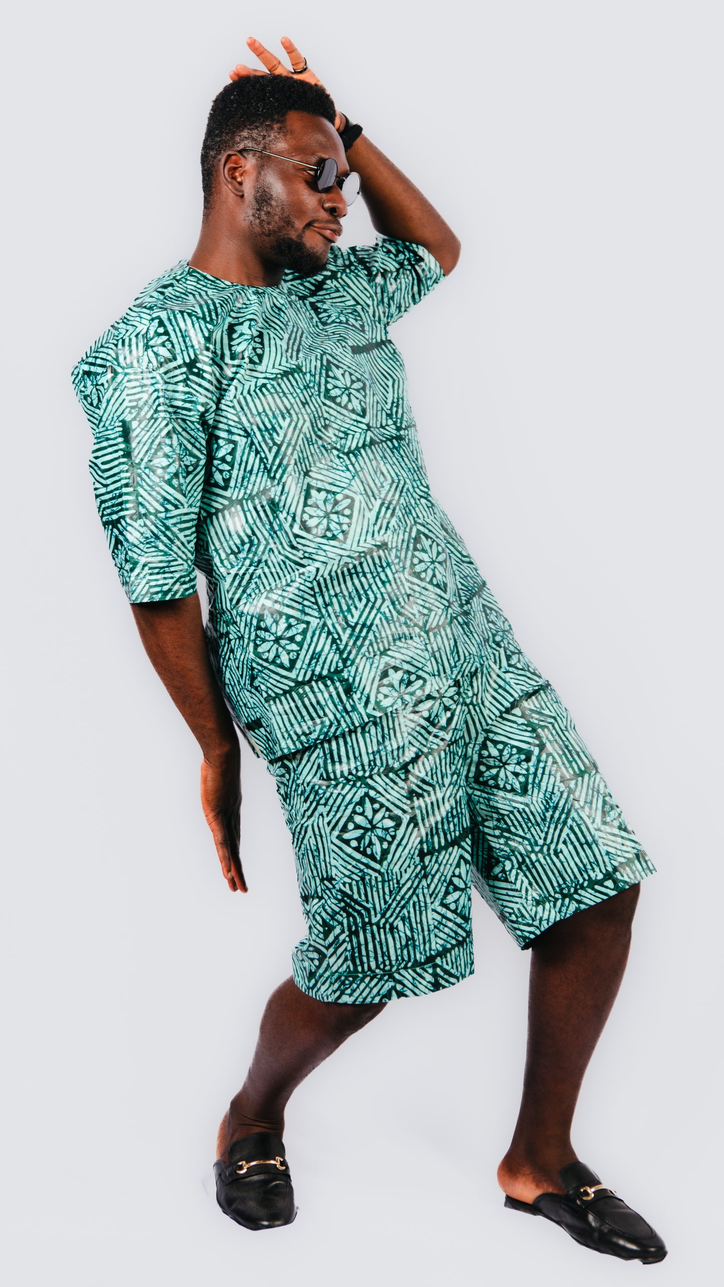 Theda 2 Piece Unisex Short and T-shirt